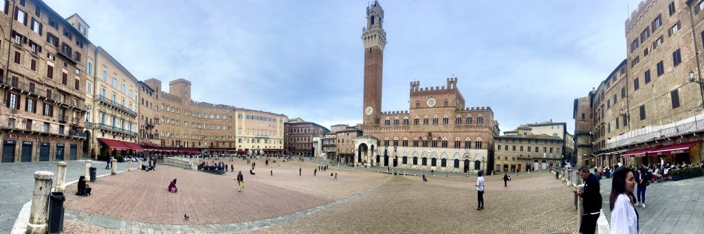 Tosca Placene Sienne