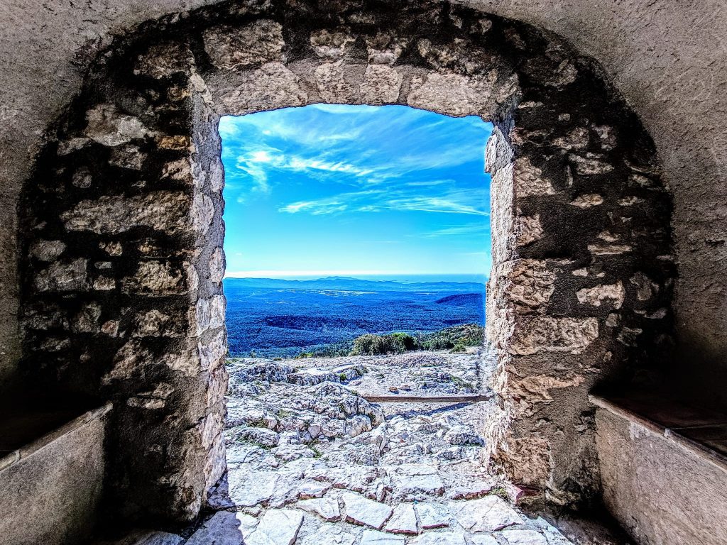 /randonnee-sainte-baume-mystique-sauvage