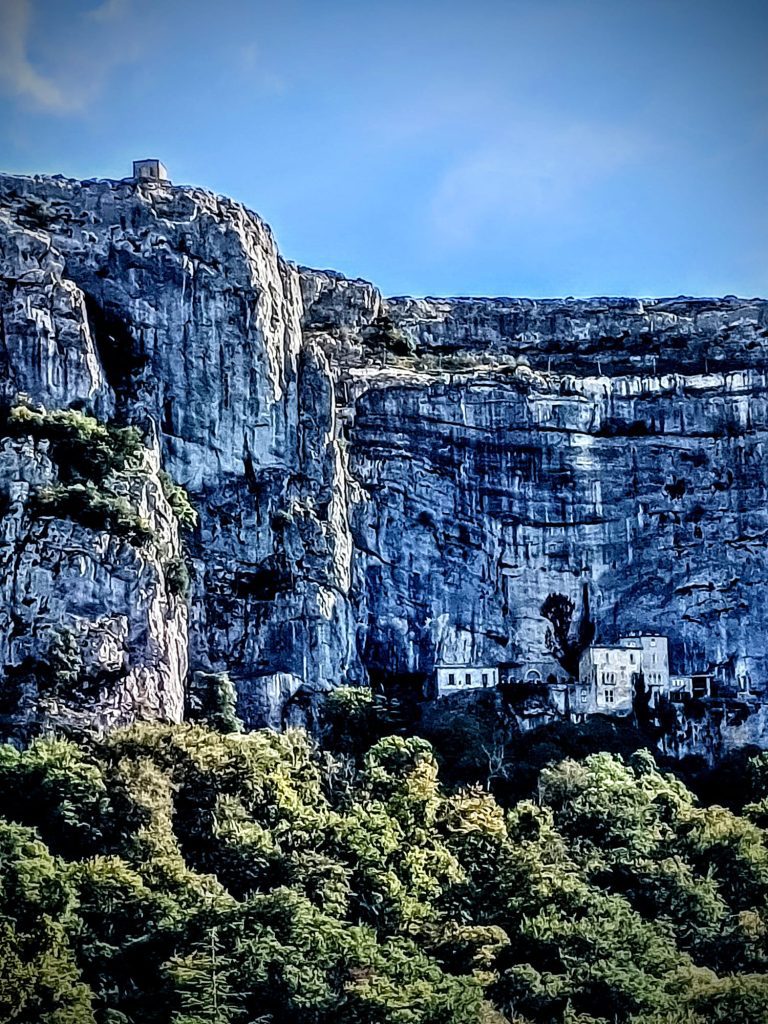 /randonnee-sainte-baume-mystique-sauvage