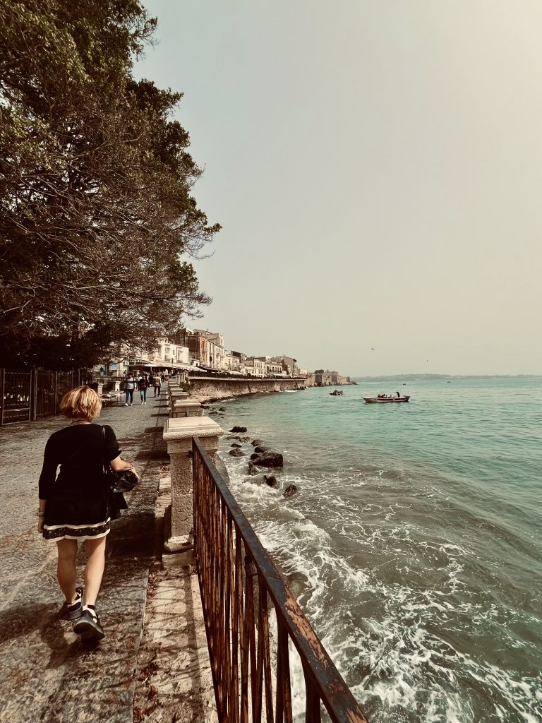 WE Sicile